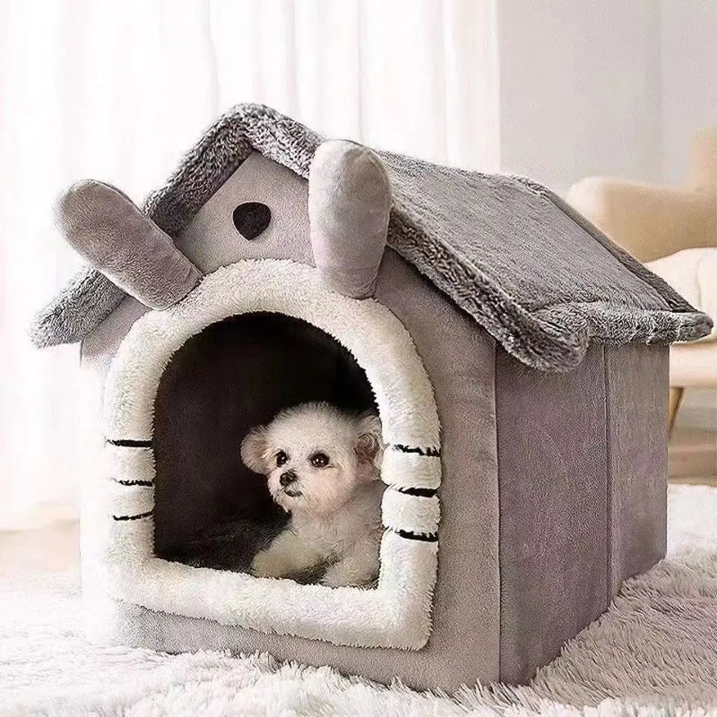 Cama estilo casa para cães.